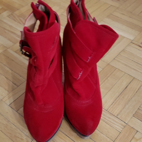 Wedges - Picture 6 of 6
